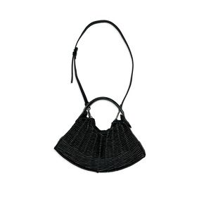 Wicker Wings Fan bag in black